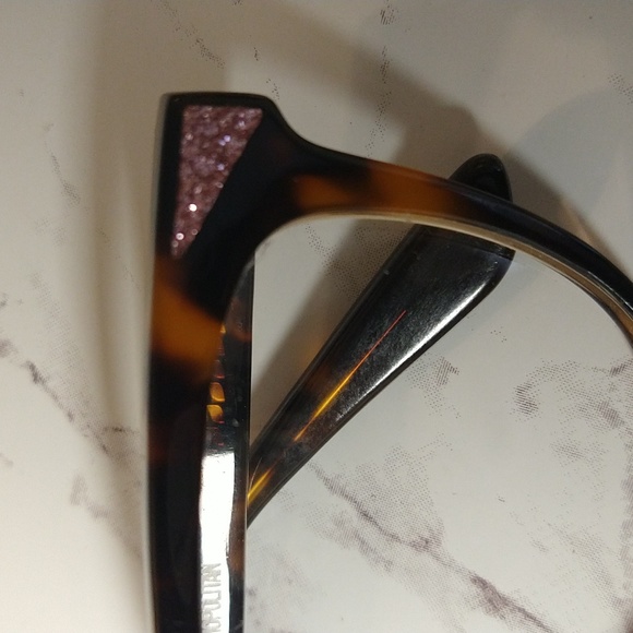 Cosmopolitan Frames - Picture 2 of 9